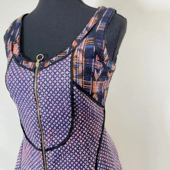 RACHEL RACHEL ROY | TEXTURED SLEEVELESS ZIP  FRONT DRESS - Picture 2 of 11